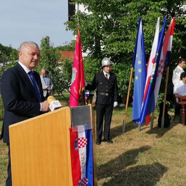 Postavljen kamen temeljac za novi vatrogasni dom